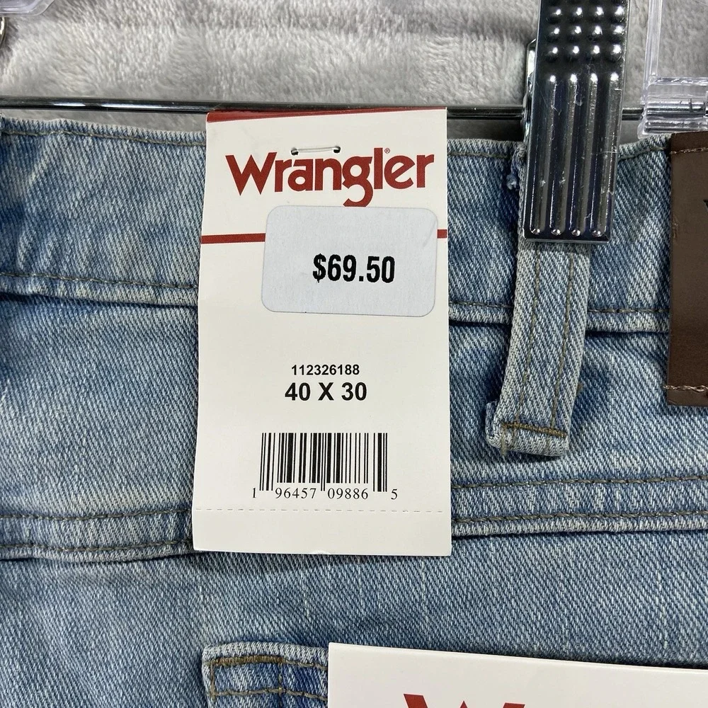 Wrangler Jeans mens 40x29 Relaxed Bootcut Denim Blue Western Bootleg Light Wash